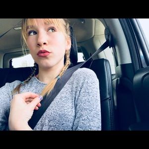 Meet your Posher, Carly